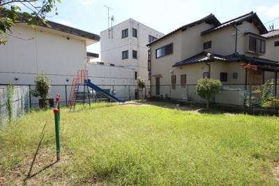 【周辺】 | 大津市真野2丁目22-20　売り土地 | 隣の公園内部