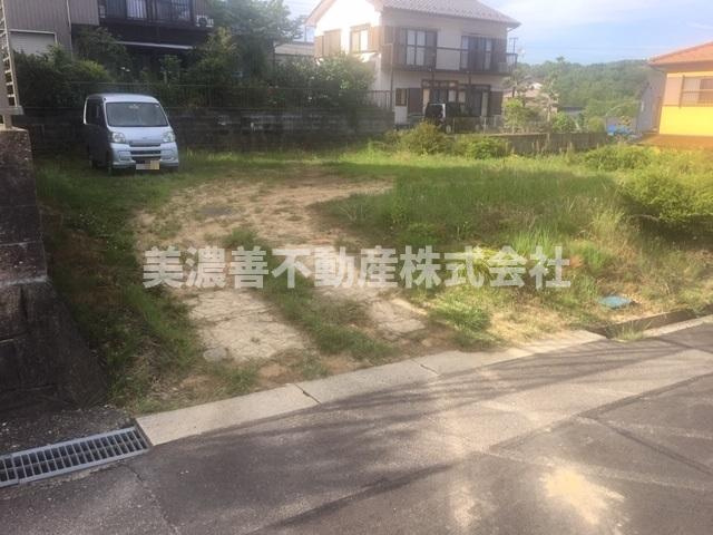 ５０８２２　関市迫間台土地