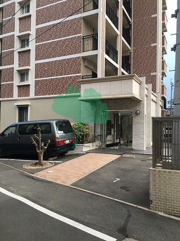 レジデンシャルヒルズデュオスタイルの駐車場