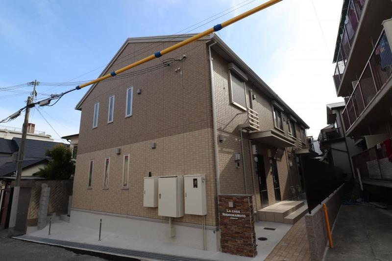 ラ・カーサ西岡本の外観