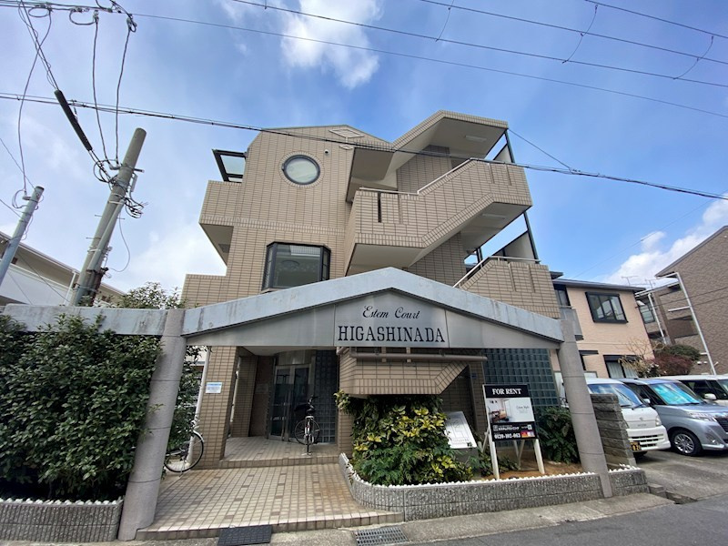 エステムコート東灘のエントランス