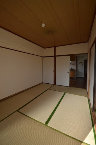 広島市西区古江新町の賃貸マンションの和室|い草の香りが落ち着く素敵な和室です