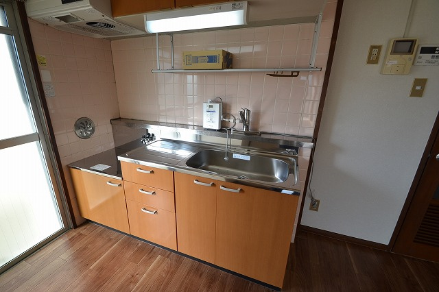 広島市西区古江新町の賃貸マンションのキッチン|きれいなキッチンです