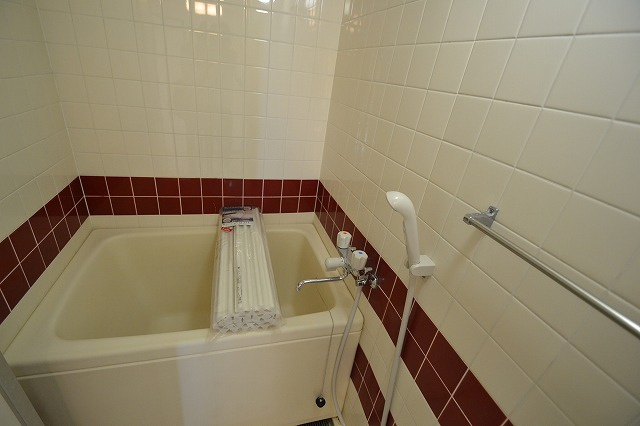 広島市西区古江新町の賃貸マンションの浴室|お風呂で日々の疲れを落としましょう