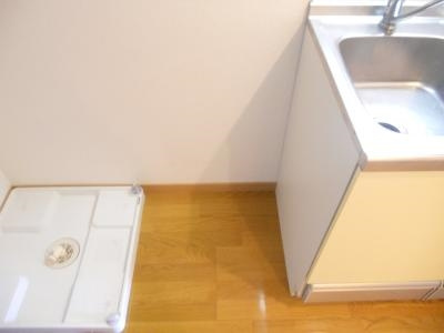 フラッティ堀川高辻のその他|冷蔵庫設置スペース