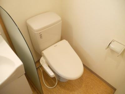 フラッティ堀川高辻のトイレ|ウォシュレット