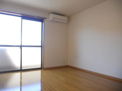 フラッティ堀川高辻の居間・リビング