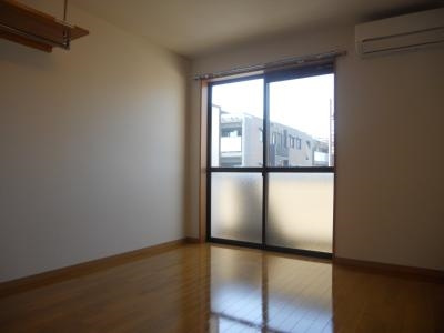 フラッティ堀川高辻の居間・リビング