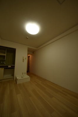 【居間・リビング】 | コスモプラザ三宮