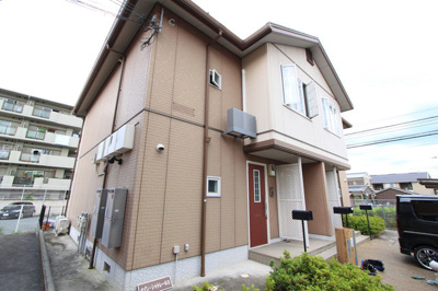 【外観】 | メゾン・シャトレールＢ | 落ち着いた雰囲気の外観です