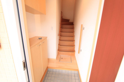 【玄関】 | メゾン・シャトレールＢ | ゆったりとした玄関です