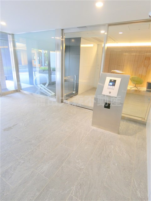 ルフォンプログレ糀谷のエントランス