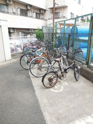 【その他共用部分】 | ＡＲＡＫＩＳＳ ＰＬＡＺＡ | 駐輪場