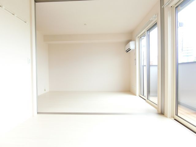 ラ・フェリーチェの洋室