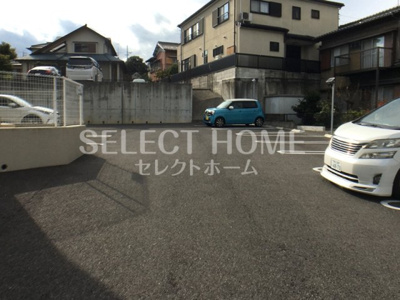 【駐車場】 | グレイスコート