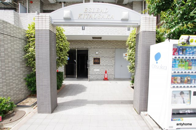エスリード北大阪　仲介手数料無料のエントランス