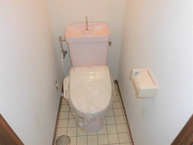 キャッスルK・Sのトイレ