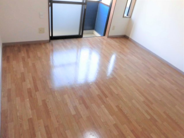 キャッスルK・Sの洋室