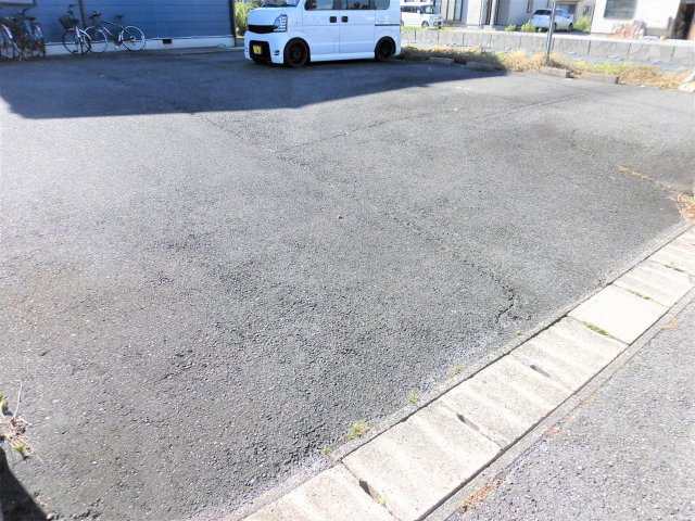 キャッスルK・Sの駐車場