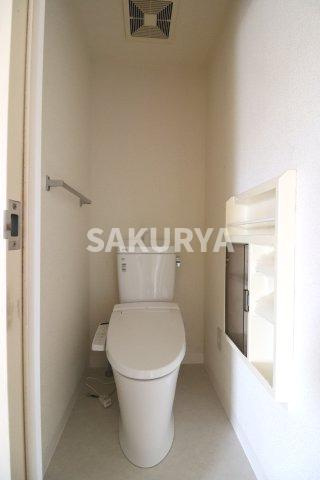 ホワイトコーポのトイレ|現況と異なる場合があります。