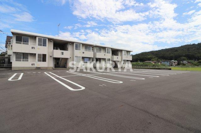 ホワイトコーポの駐車場|現況と異なる場合があります。