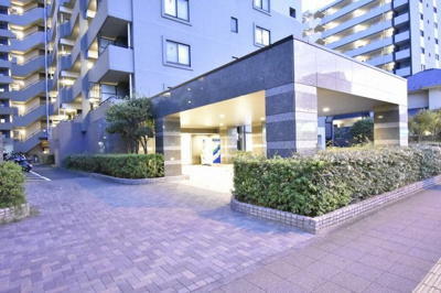 【エントランス】 | クレストフォルム横浜グランイースト | JR京浜東北線「新子安」駅徒歩4分、京急本線「京急新子安」駅徒歩3分！