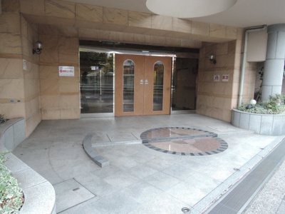 【エントランス】 | 日神パレステージ磯子丸山公園 | エントランス部分です。