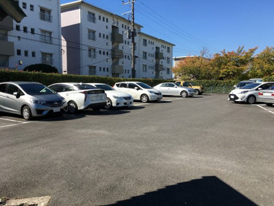 【駐車場】 | すすき野団地3-16号棟 | 平置き駐車場
