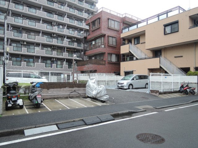 【その他共用部分】 | セレナハイム横浜浅間町 | バイク置場