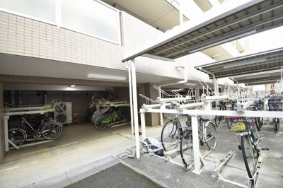 【その他共用部分】 | シーアイマンション港北中川 | 駐輪場