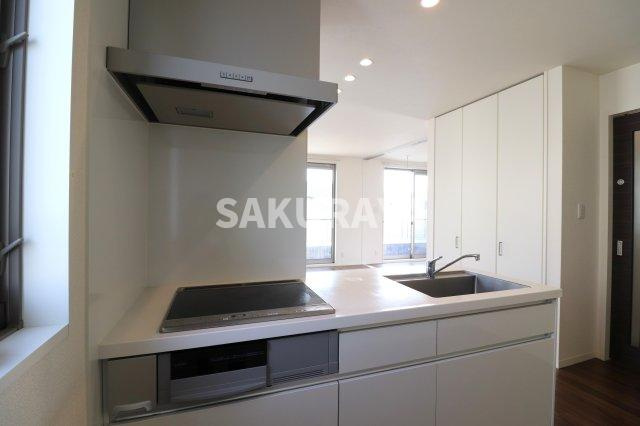 グレイッシュ・ウェストのキッチン|2023年撮影。現況と異なる場合がございます。