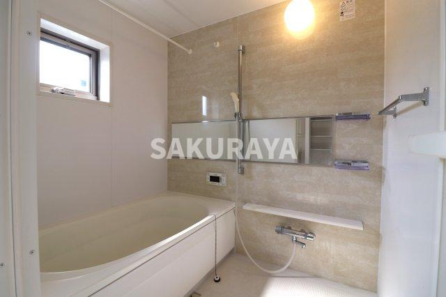 グレイッシュ・ウェストの浴室|2023年撮影。現況と異なる場合がございます。