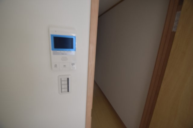 LAUREL西船橋のセキュリティ|TVモニター付きインターホンあります。