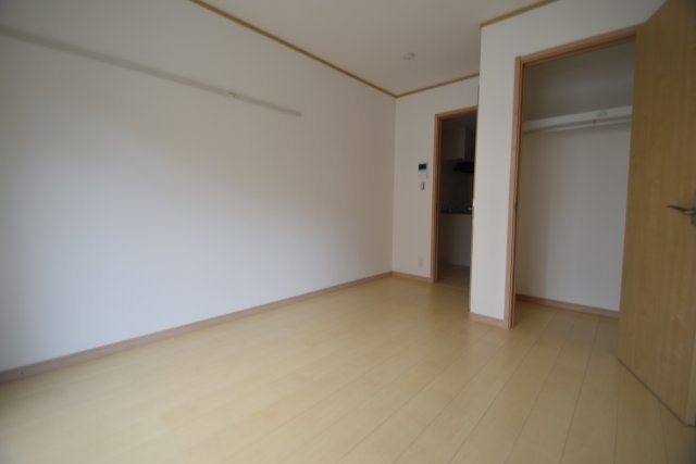 LAUREL西船橋の洋室|閑静な住宅街です。