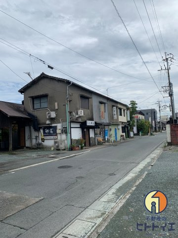 豊島店舗の駐車場