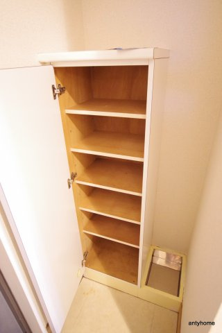 ベルエアー　仲介手数料無料の玄関