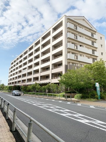 オーズタウン フィールズスクエアⅡ番館の外観|イオン明石徒歩1分