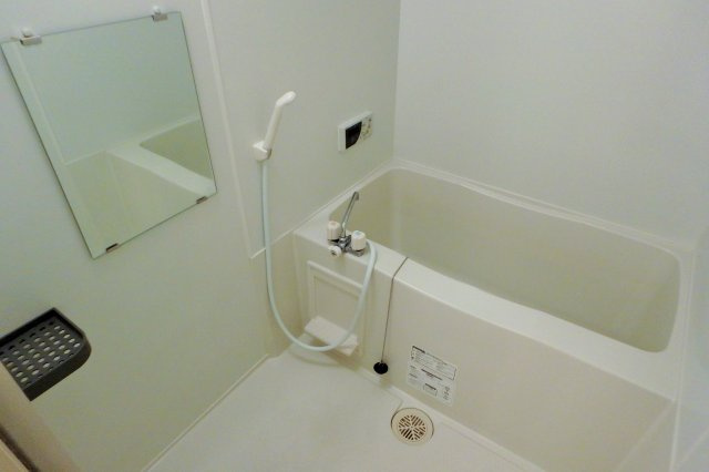 ヴィラ中島Ⅱの浴室