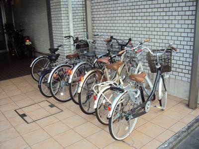 ハイツアマデウス壬生の駐車場|駐輪スペース