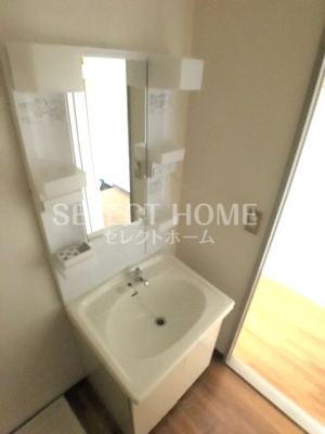 【独立洗面台】 | マンション巴 | 独立洗面台あり、毎朝おしゃれに忙しい女性の方におすすめです