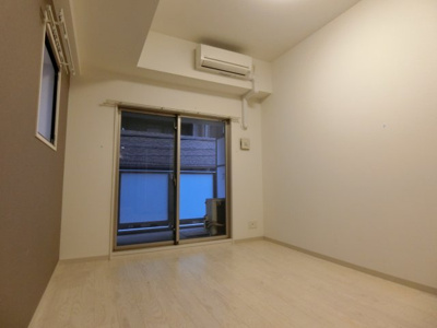 【寝室】 | レジデンス南森町