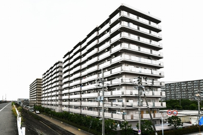 【外観】 | 阪神住建リバーサイドヴイラ姫島A棟 | おしゃれな外観です