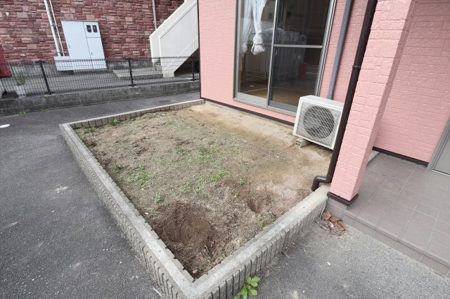 フォーリストＡ棟の庭