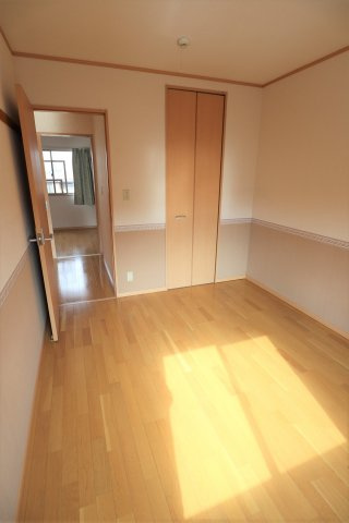 フォーリストＡ棟の子供部屋