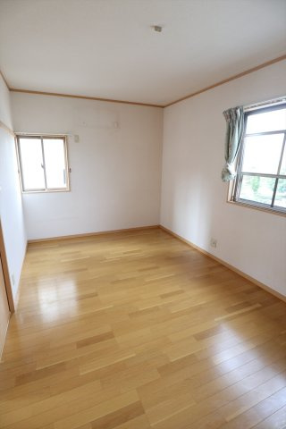 フォーリストＡ棟の洋室