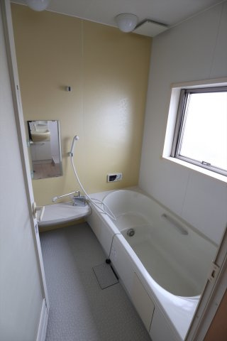 フォーリストＡ棟の浴室