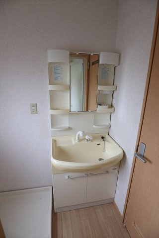 フォーリストＡ棟の独立洗面台