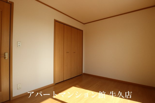 エターナルの洋室