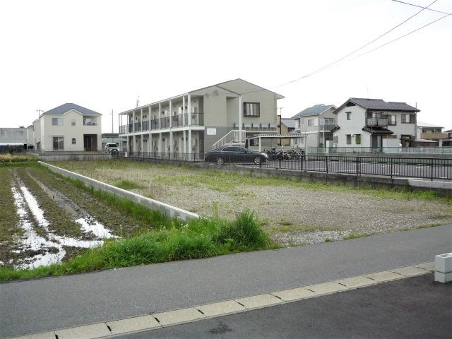 ３３６７４　羽島市上中町長間土地の前面道路含む現地写真