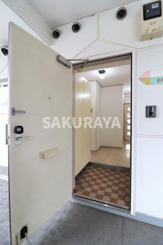 ラフェスタ足利本城の玄関|現況と異なる場合がございます。